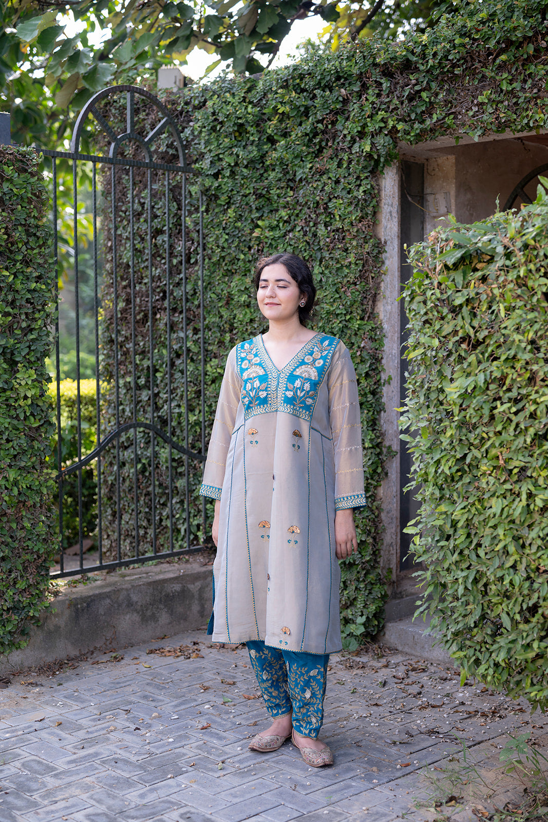 Firozi Choga Set with Pakistani Salwar