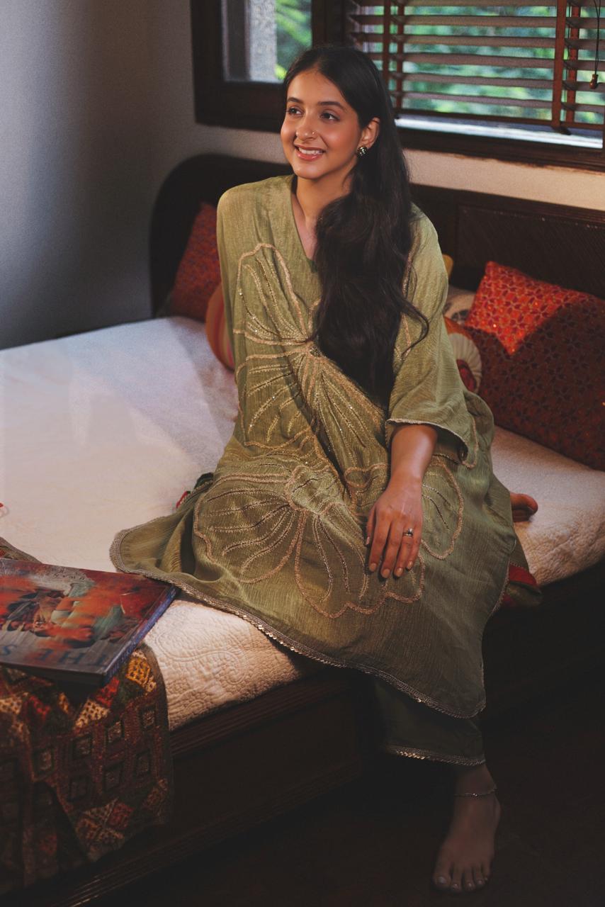 Green Kaftan