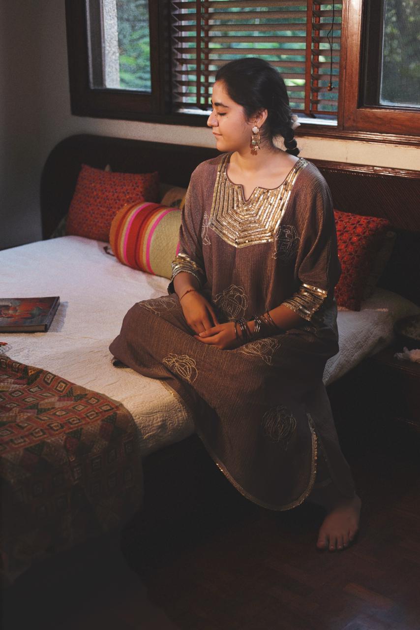 Tissue Brown Kaftaan With Pants